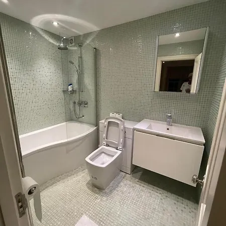 Park Village Luxury House - * London