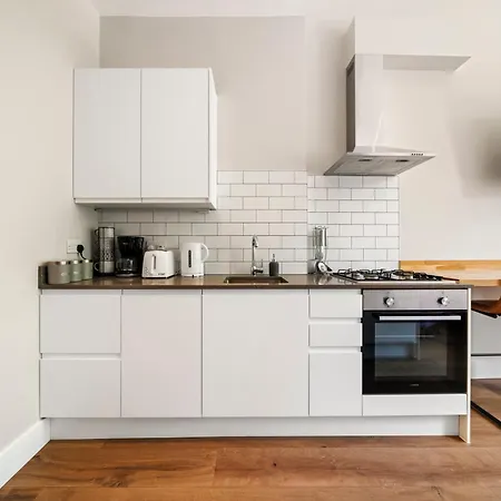 Comfortable In Shoreditch High Street Apartment *