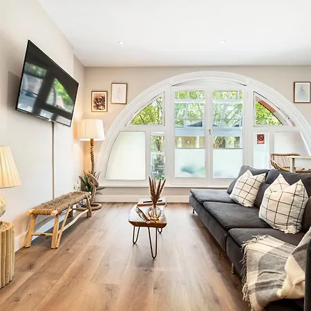 Comfortable In Shoreditch High Street Apartment *