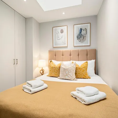 Comfortable In Shoreditch High Street Apartment *