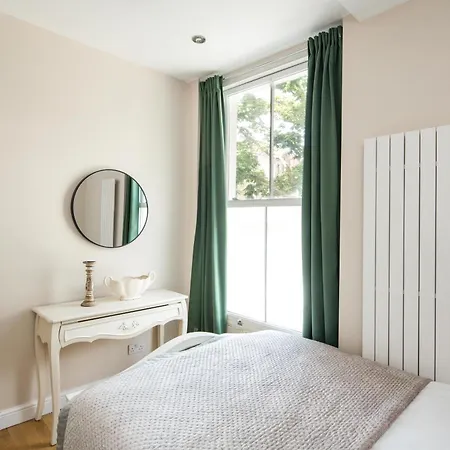 Apartment Stylish On The Kings Road *