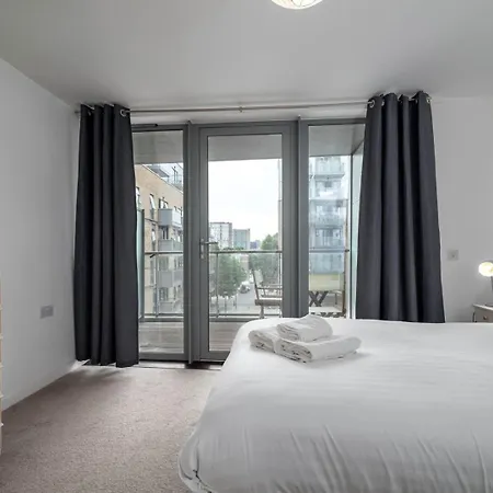 Apartment Guestready - Chic With Balcony In