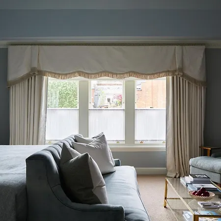 Egerton House 5*