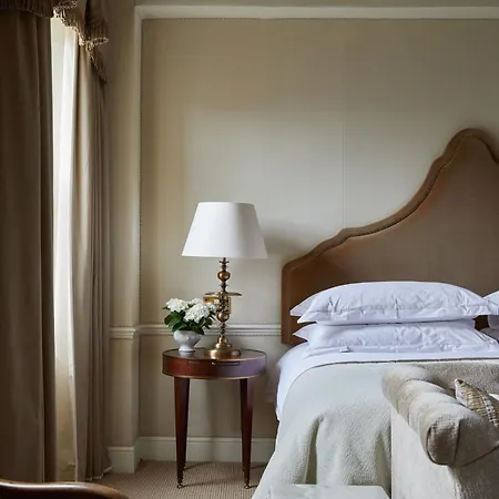 Egerton House Hotel 5*