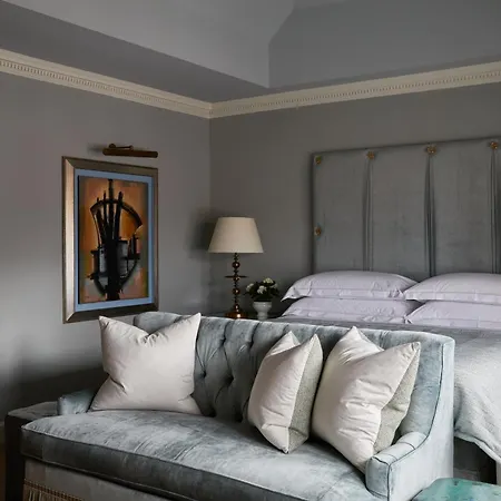 Egerton House Hotel London