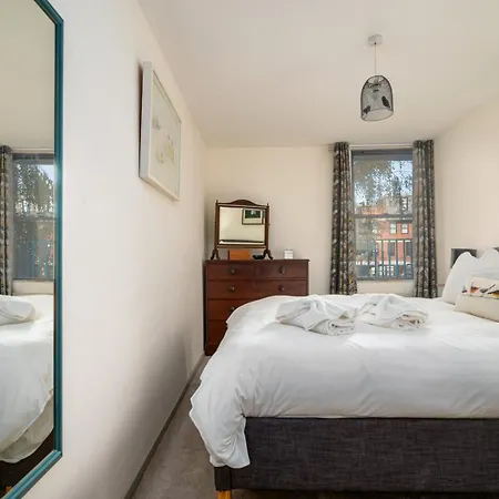 Holiday home Guestready - Beautiful 2br Townhouse W Garden