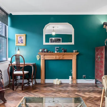 Guestready - Beautiful 2br Townhouse W Garden Holiday home *