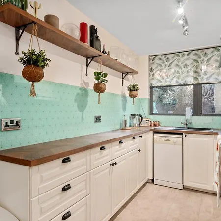 Holiday home Guestready - Beautiful 2br Townhouse W Garden