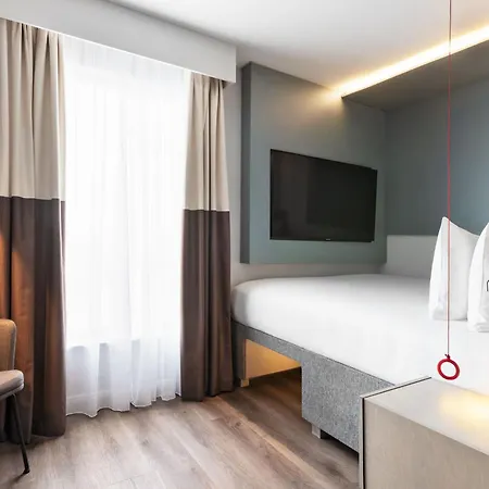 Hotell Spark By Hilton London 3*