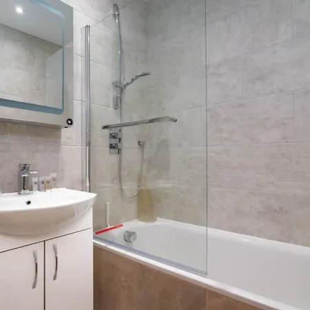 Guestready - Central Converted Mews In Bayswater London