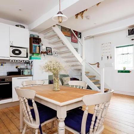 Holiday home Veeve - Harmonious Hideaway *