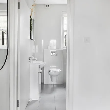 Family Friendly - Stylish Kentish Town *