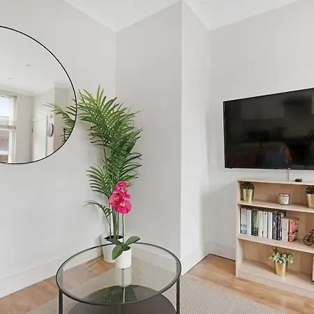 Apartment Family Friendly - Stylish Kentish Town