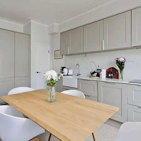 Long Discounts - Wonderful 1 Bed Pimlico London