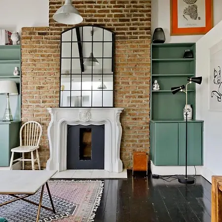 Long Discounts- 1 Bed Bohemian Loft Style * London