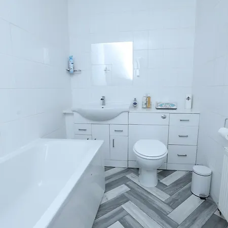 Holiday home Beautiful 4 Bed House In Cul-de-sac Erith
