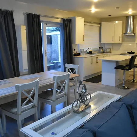Charming Wembley Near Wembley Stadium *