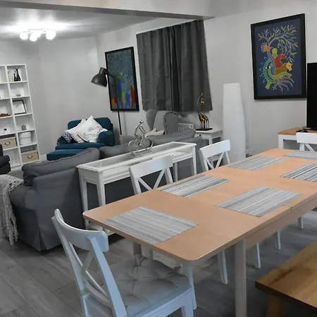 Charming Wembley Near Wembley Stadium Holiday home *
