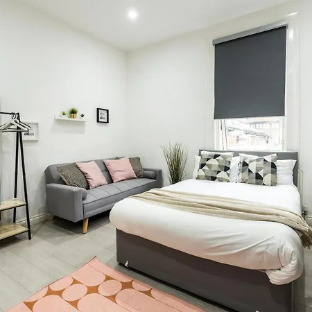 S1-4 Central - Self Equipped- 15 Minutes To Oxford Street & Marble Arch