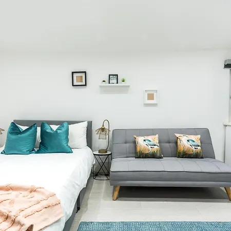 S1-4 Central - Self Equipped- 15 Minutes To Oxford Street & Marble Arch * London