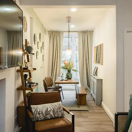 Apartment Bd Kensingtonolympia-newly Renovated 3bed *