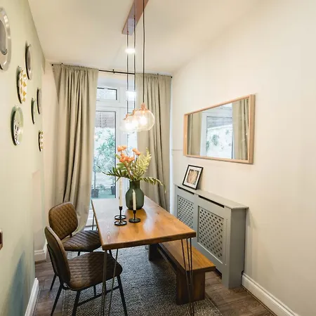 Bd Kensingtonolympia-newly Renovated 3bed London