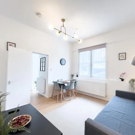 Pleasant 1 Bedroom Camden -on 1st Floor Apartman London