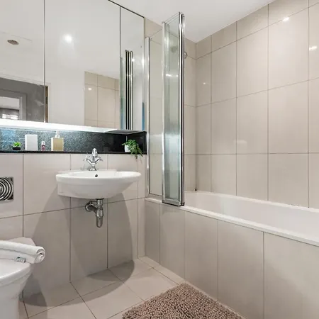 Incredible Skyline Riverview Zone 1 *
