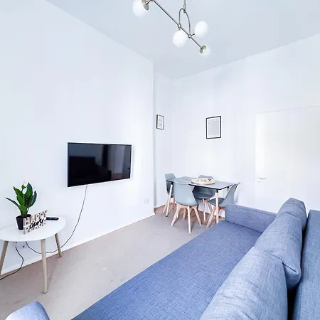 Cosy Camden - On 1st Floor Apartment London