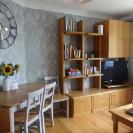 Cosy Wimbledon With 2 Bedrooms