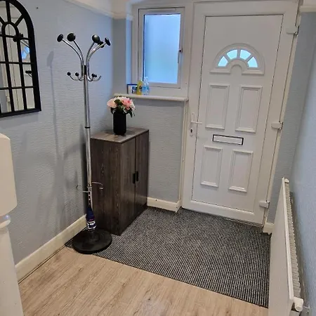 Rowan Crescent's Luxury Stay-in 3 Homestay Streatham Vale