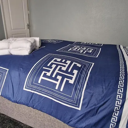 Rowan Crescent's Luxury Stay-in 3 Homestay *