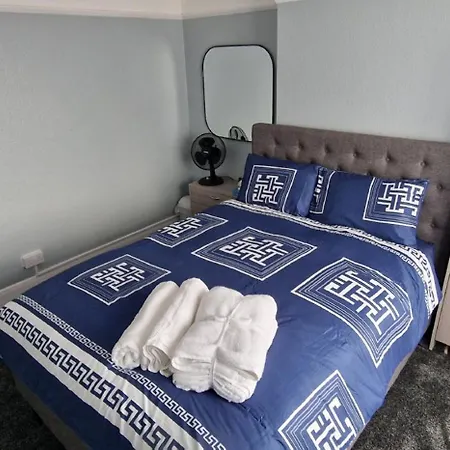 Rowan Crescent's Luxury Stay-in 3 Homestay *