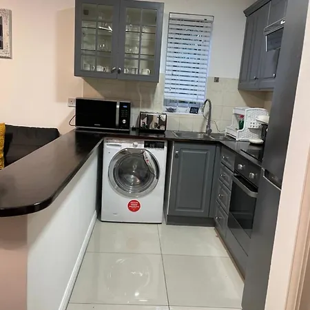 Stunning One Bedroom Flat In London Apartment *
