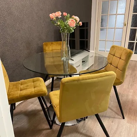 Stunning One Bedroom Flat In London Apartment
