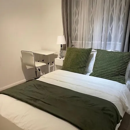 Apartment Stunning One Bedroom Flat In London *