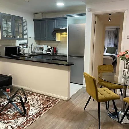 Stunning One Bedroom Flat In London Apartment