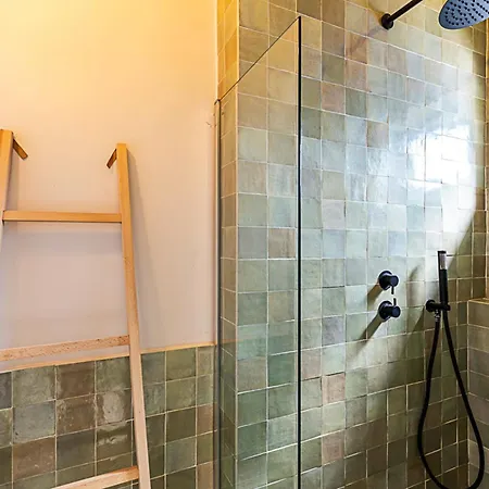 Trendy Southwark Apartment