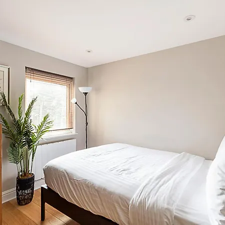 Modern Top-floor Victorian Charm In Kensington * London