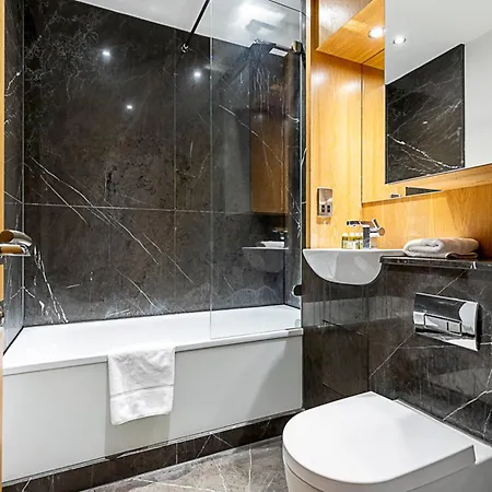 Elegant And Cosy Family In Marylebone London