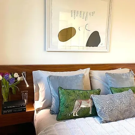 Le Cheval - Chelsea Apartment *