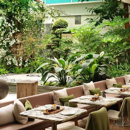 Sanderson Hotel