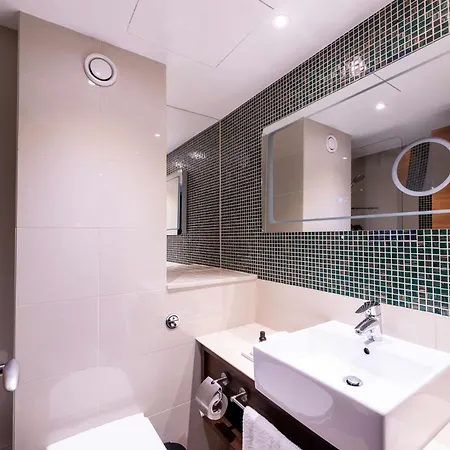 100 Queen's Gate London, Curio Collection By Hilton London