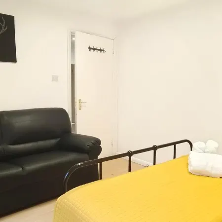 Lavender At Netherwood Road Apartment