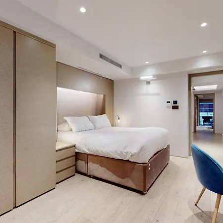 Apartment Maddox Street *