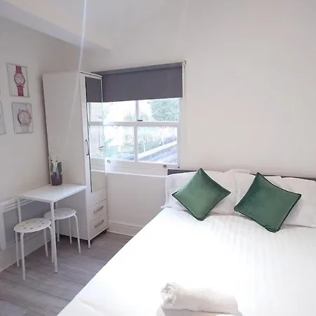 Comfort Camden Apartment