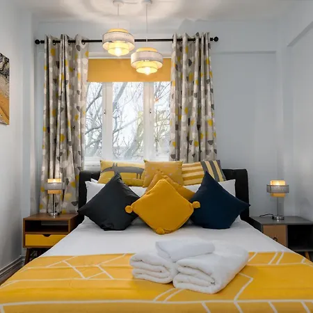 Apartment Guestready - Vibrant Near Eye London