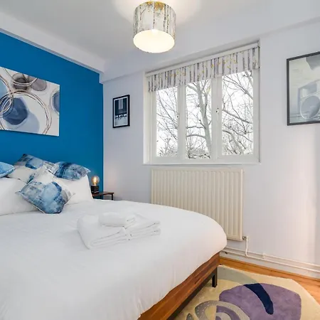 Guestready - Vibrant Near Eye *