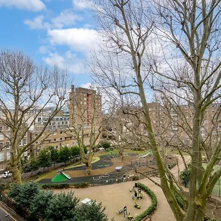 Guestready - Vibrant Near Eye * London