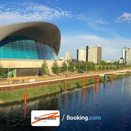 Three Bedroom At Buonomo Short Lets & Serviced With Netflix & Games Apartment